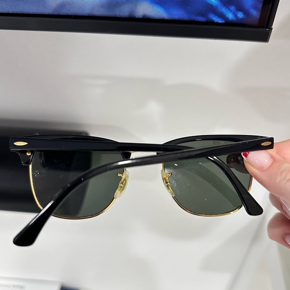 Ray-Ban ‘Clubmaster Classic’ - Picture 2 of 2